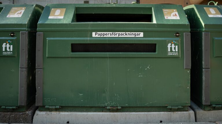 Photo Recycling bin