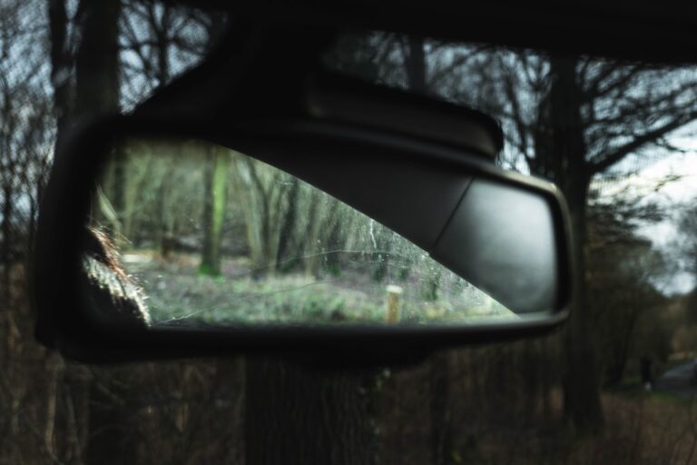 Photo Mirror reflection