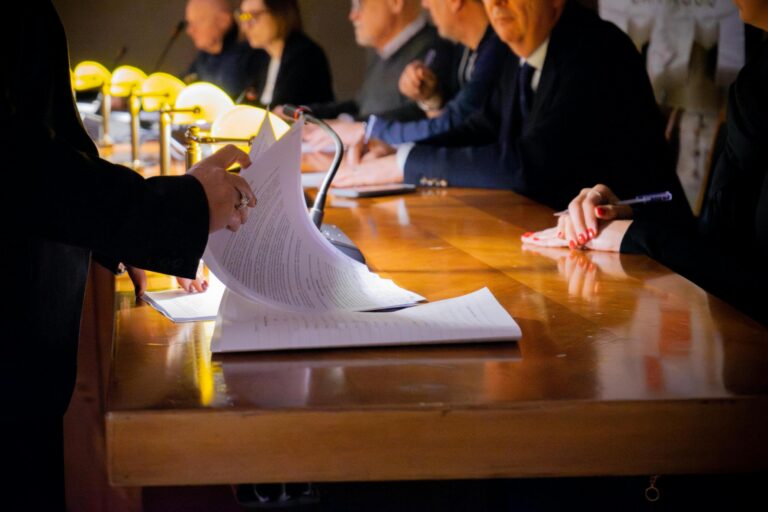 1779198078_6a0c687eef9a1_resizefile_pexels-oleg-cervi-2147660352-29763051